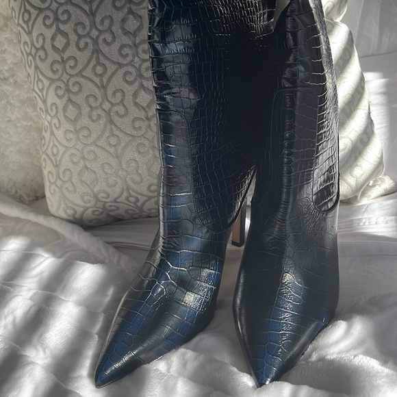 New Jimmy Choo Blue Mavis 100 Navy Croc Embossed Leather Knee High Boots - Picture 5 of 8